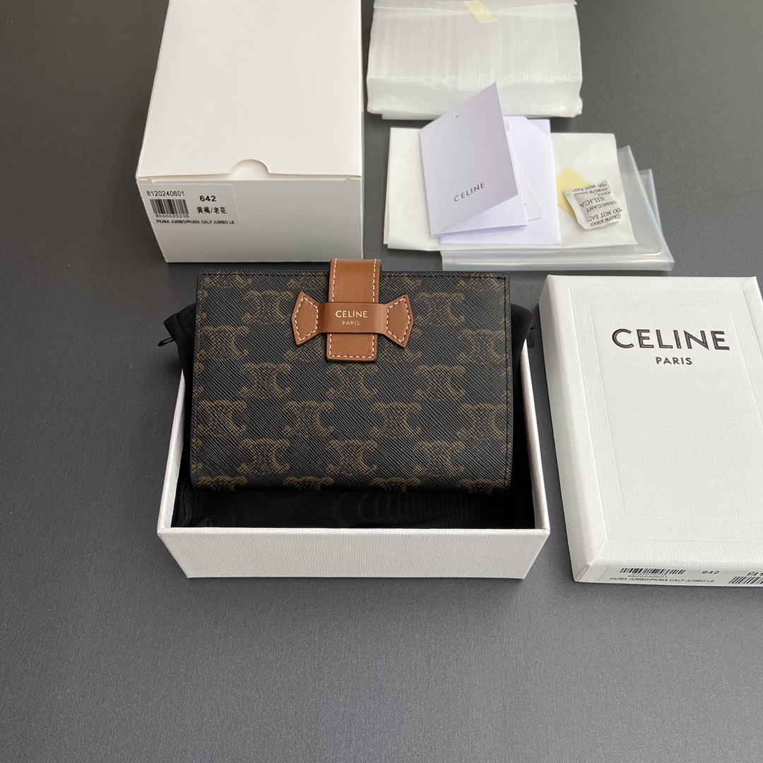 샤넬 CELINE 10B642DB7.04LU642 지갑 14CM