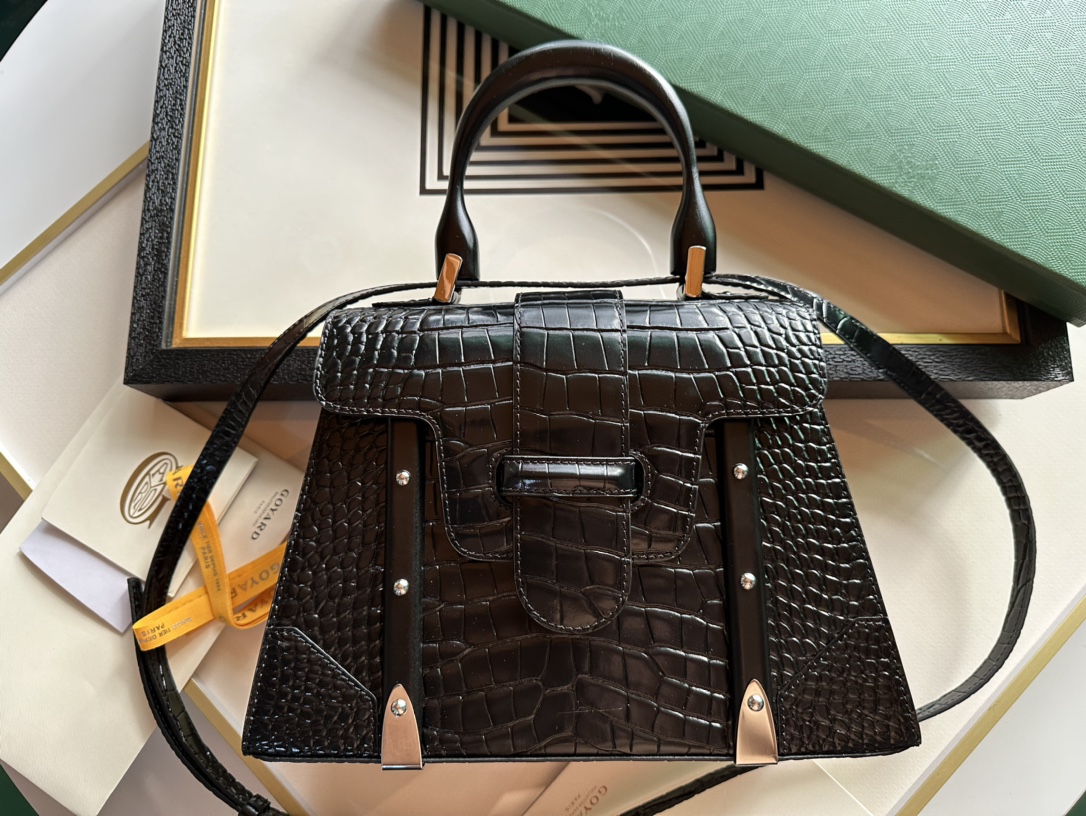 고야드 Goyard Saigon 탑 핸들백  20cm