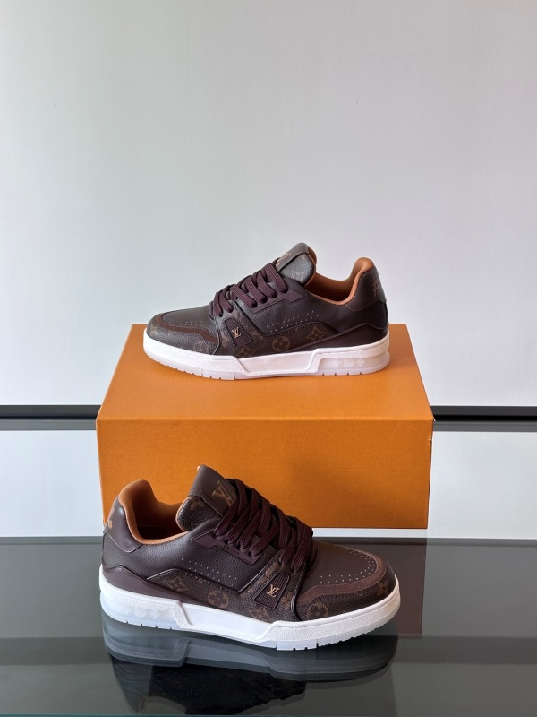 루이비통 LV TRAINER 스니커즈