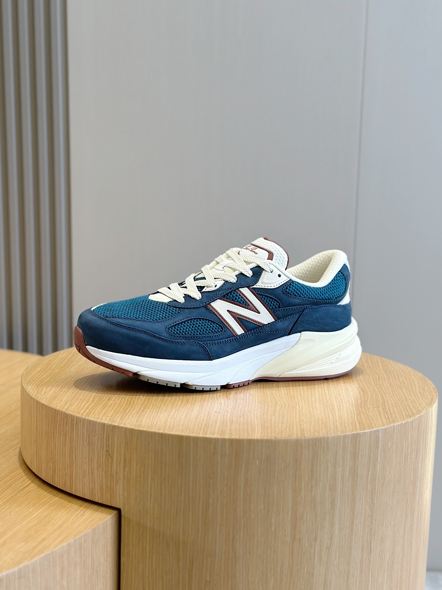 로로피아나 Loro Piana Newbalance 스니커즈