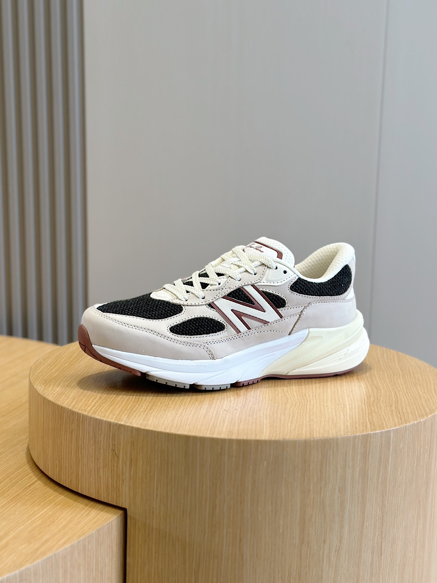 로로피아나 Loro Piana Newbalance 스니커즈