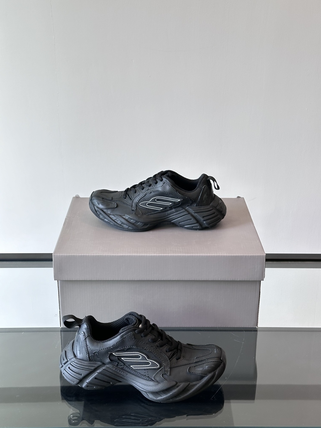 발렌시아가 Balenciaga 스니커즈