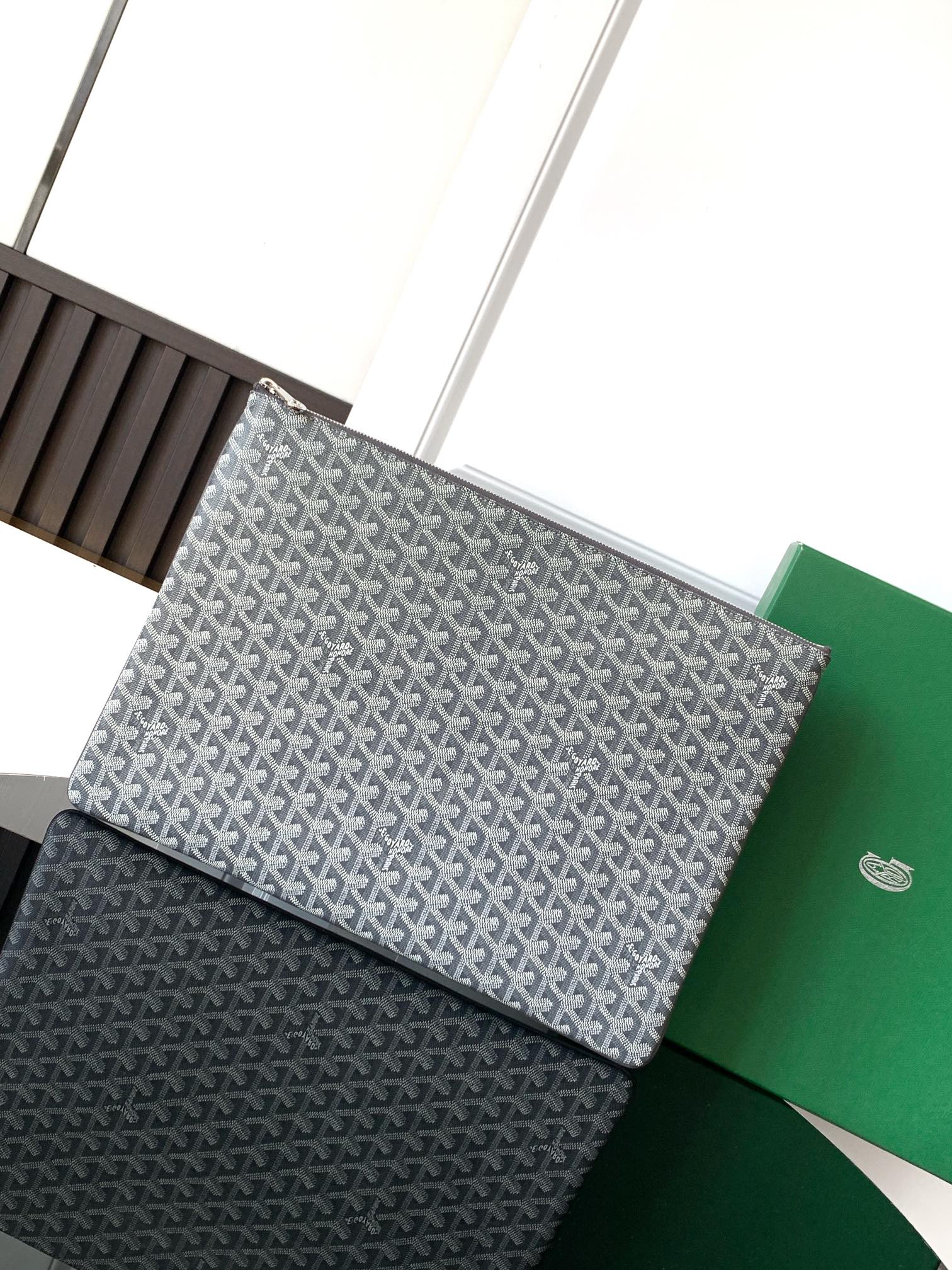 고야드 Goyard 1060 Large Sénat 클러치 Grey 36cm