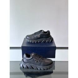 프라다 Prada 스니커즈