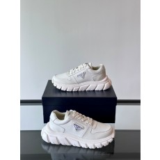 프라다 Prada 스니커즈