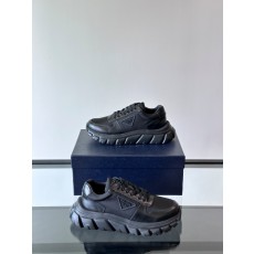 프라다 Prada 스니커즈