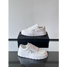 프라다 Prada 스니커즈