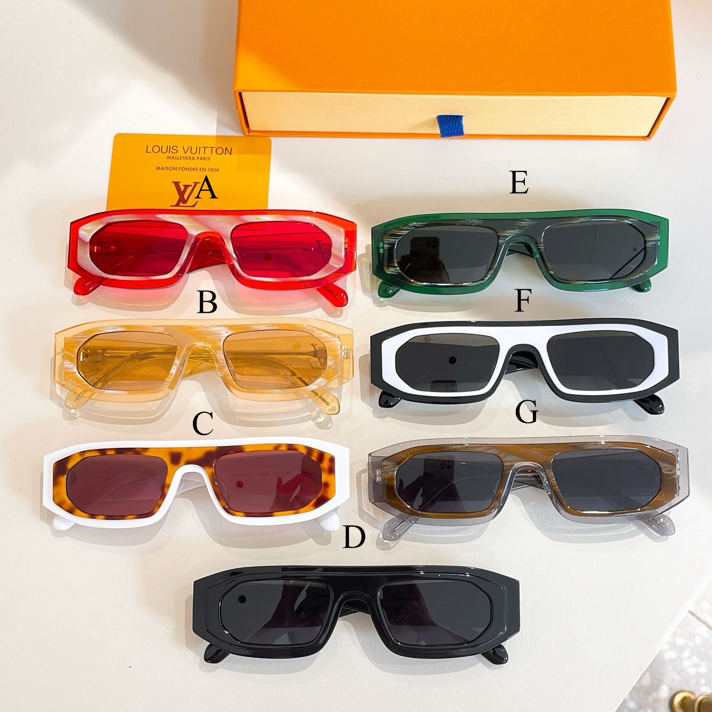 루이비통 Louis Vuitton Z2436U 61口13-140