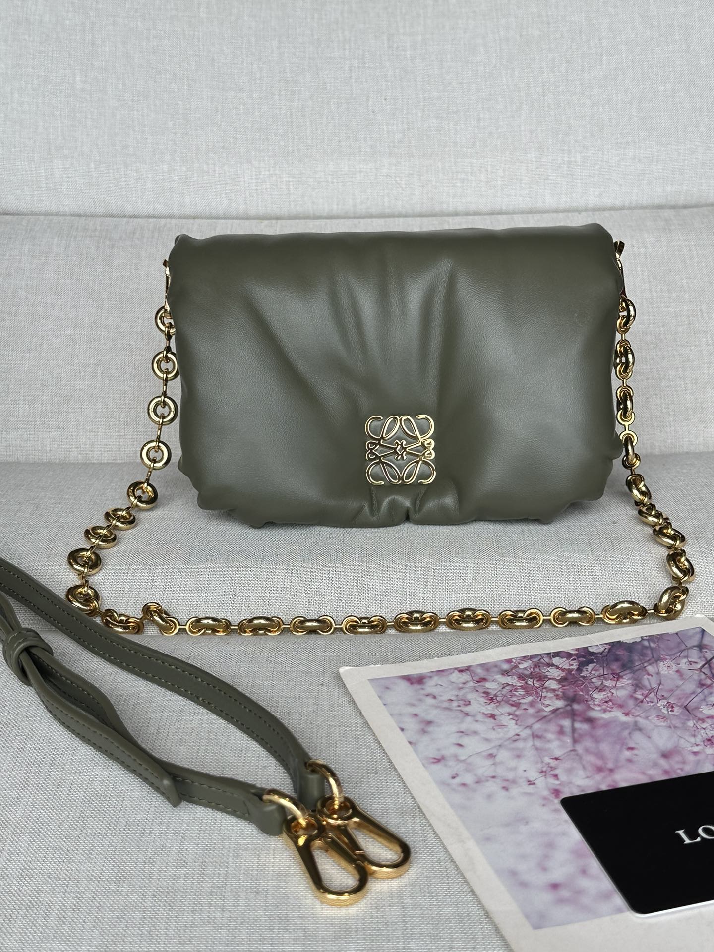 로에베 Loewe 9802 Puffer Goya Bag In Shiny Nappa Lambskin