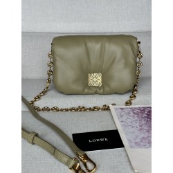 로에베 Loewe 9802 Puffer Goya Bag In Shiny Nappa Lambskin