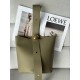 로에베 Loewe 332 Medium Pebble Bucket Bag in Mellow Calfskin