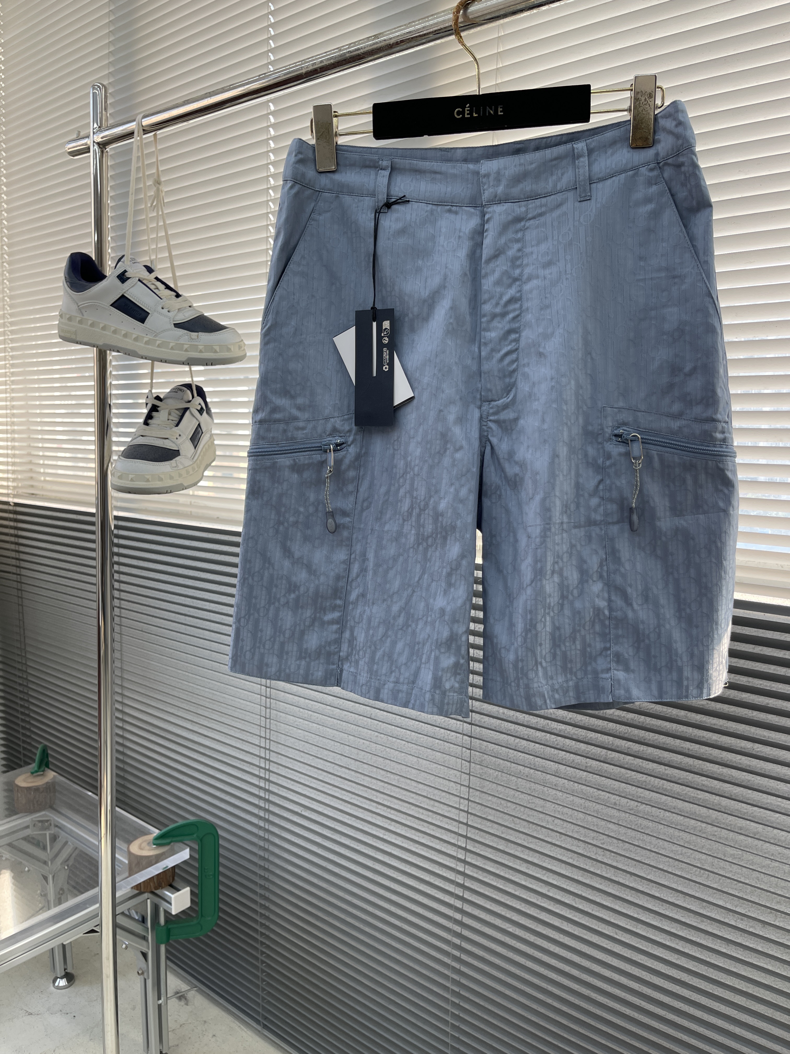 디올 Dior 반바지