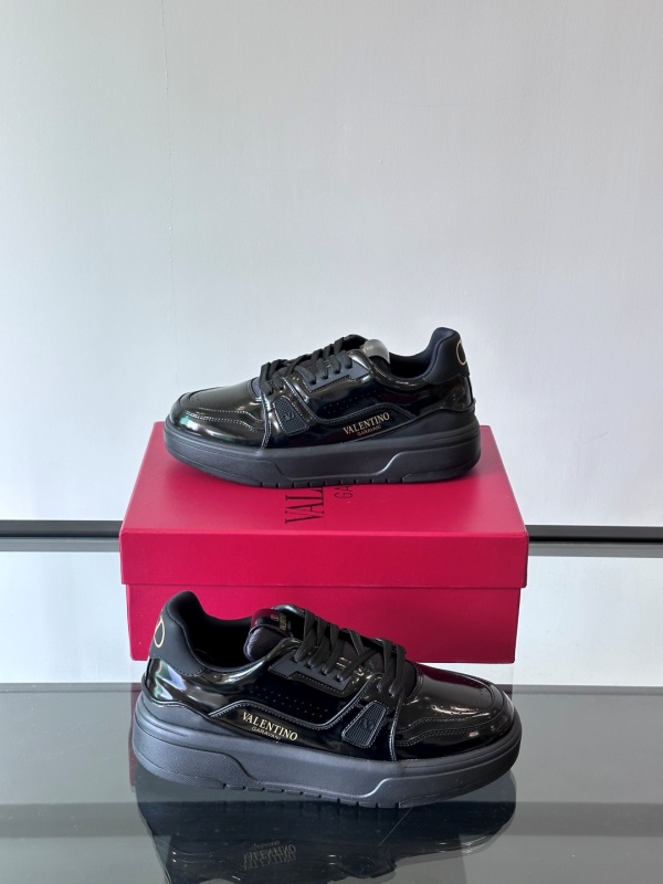 발렌티노 Valentino 스니커즈