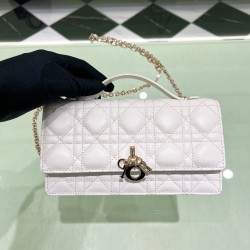 디올 Dior S0980 Dior Mini Bag White  Cannage Lambskin
