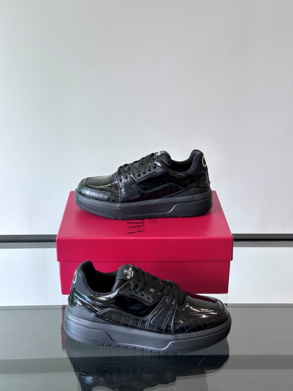 발렌티노 Valentino 스니커즈