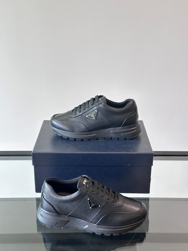 프라다 Prada 스니커즈