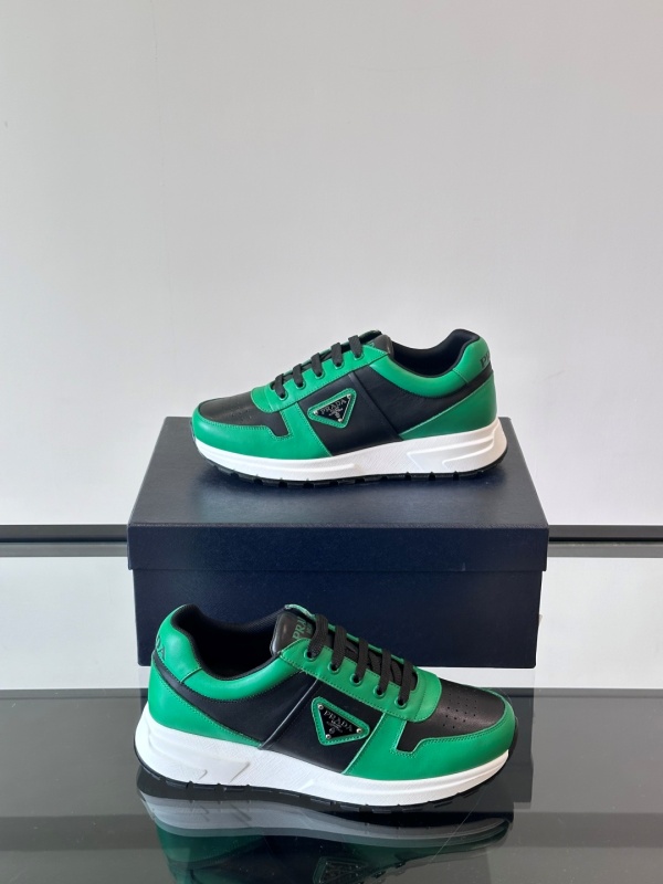 프라다 Prada 스니커즈