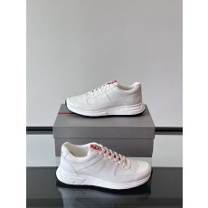 프라다 Prada 스니커즈
