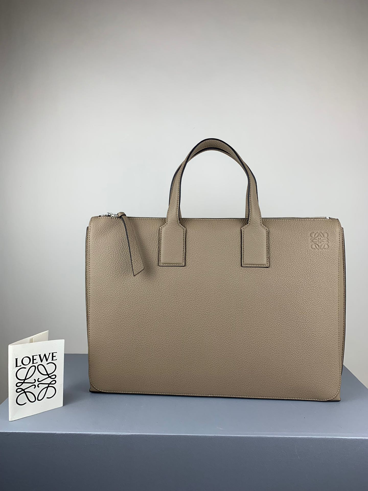 로에베 Loewe 3065 Goya Simple Briefcase 38cm
