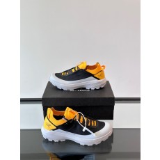 아크테릭스 ARC'TERYX 스니커즈