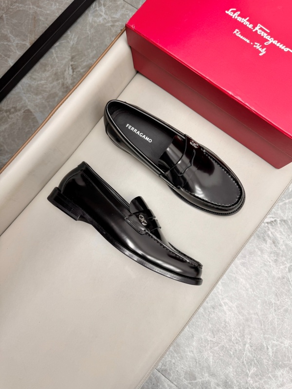 살바토레 페라가모 Salvatore Ferragamo 로퍼