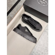 프라다 Prada 스니커즈