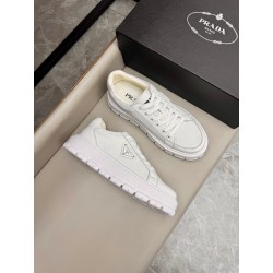 프라다 Prada 스니커즈