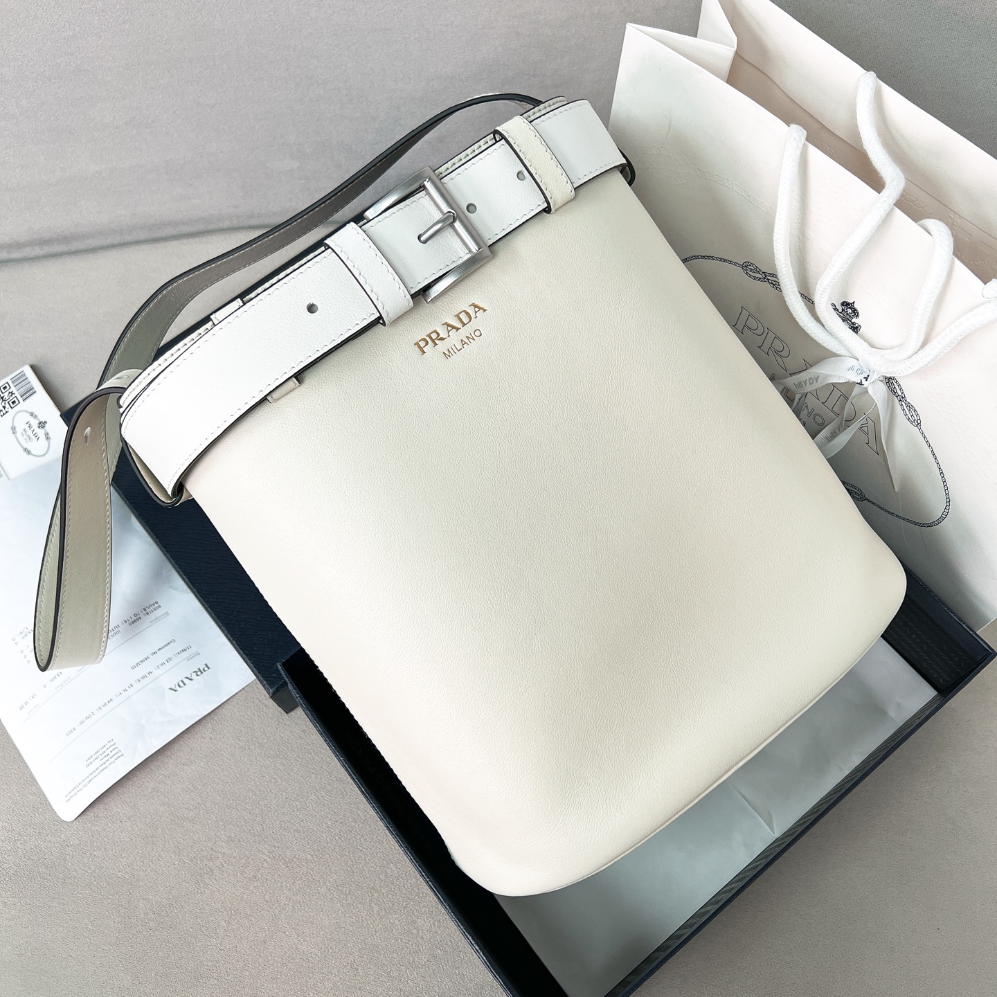 프라다 Prada 1BE065 Buckle 버킷 백