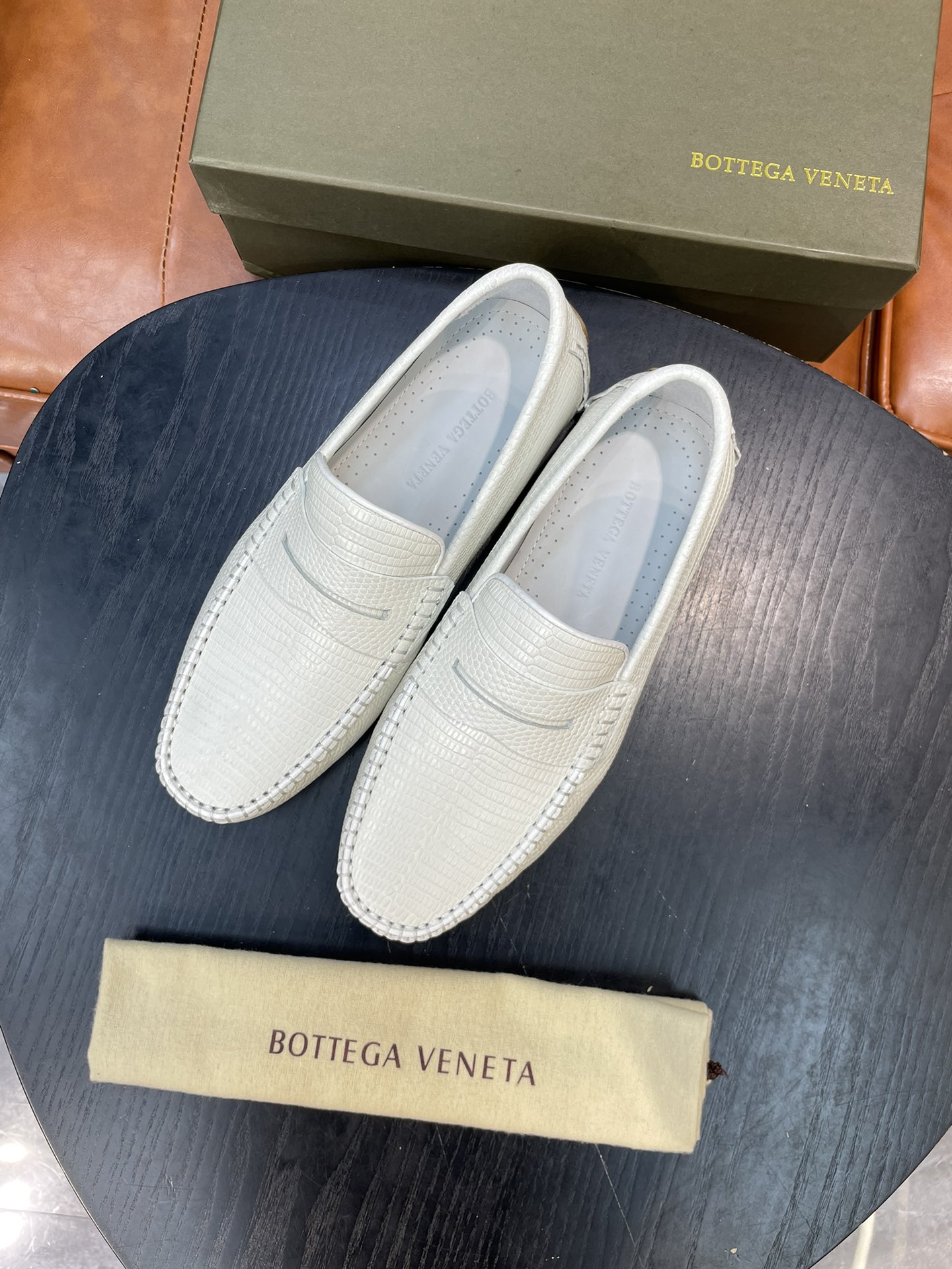 보테가 베네타 Bottega Veneta 구두