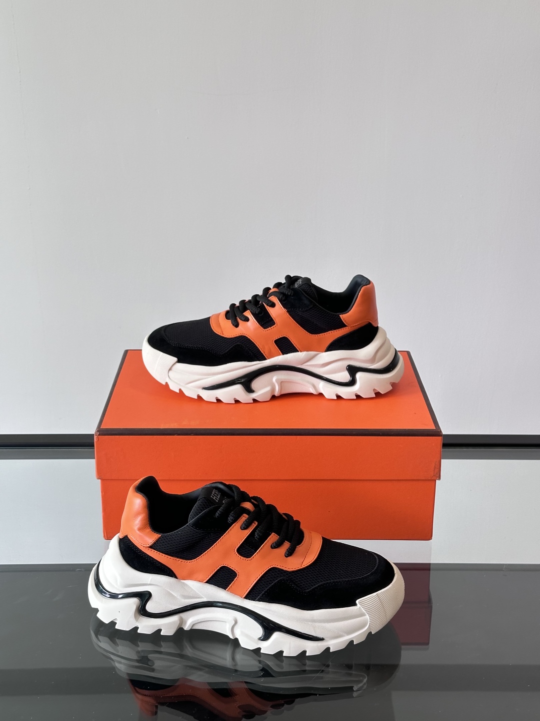 에르메스 Hermes 스니커즈