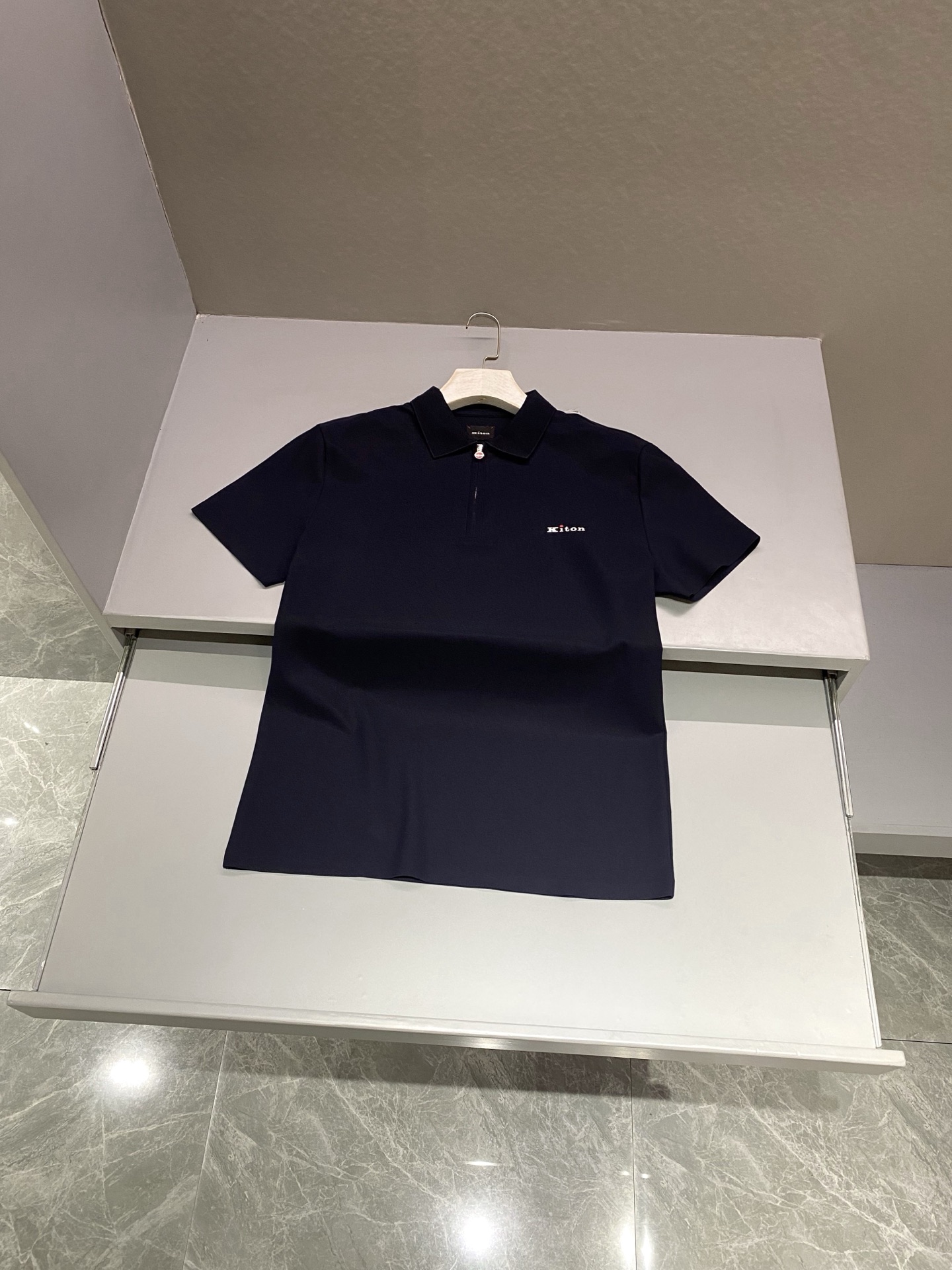 키톤 Kiton 반팔 티셔츠