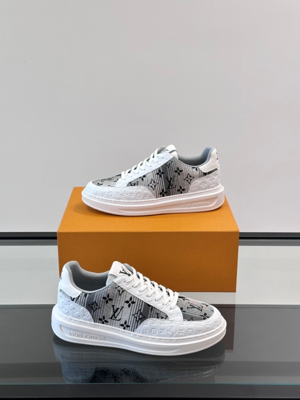 루이비통 Louis Vuitton 스니커즈