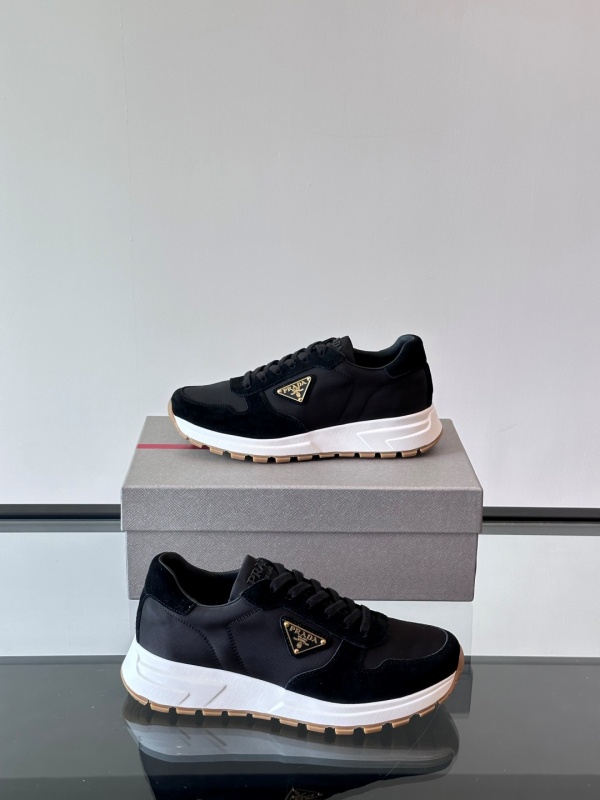 프라다 Prada 스니커즈