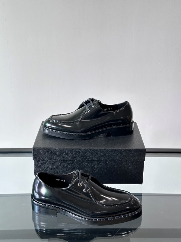 프라다 Prada 로퍼