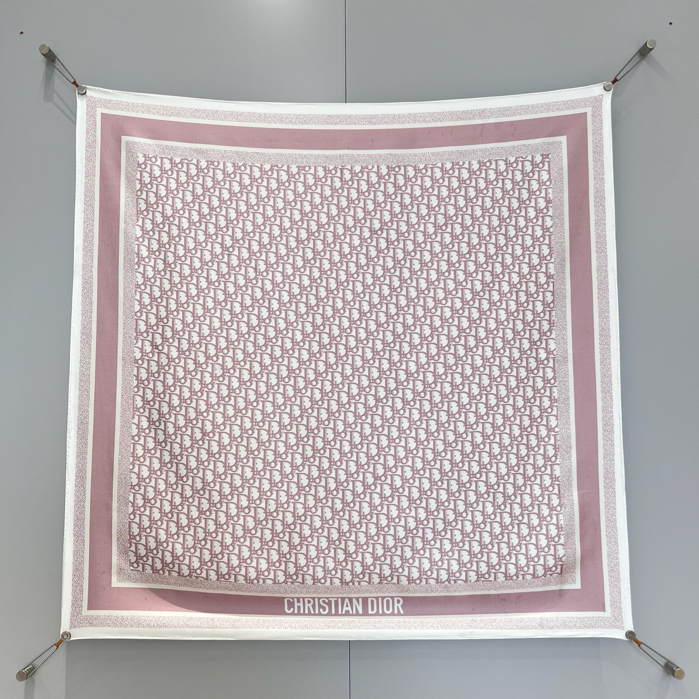디올 Dior 스카프 90×90cm