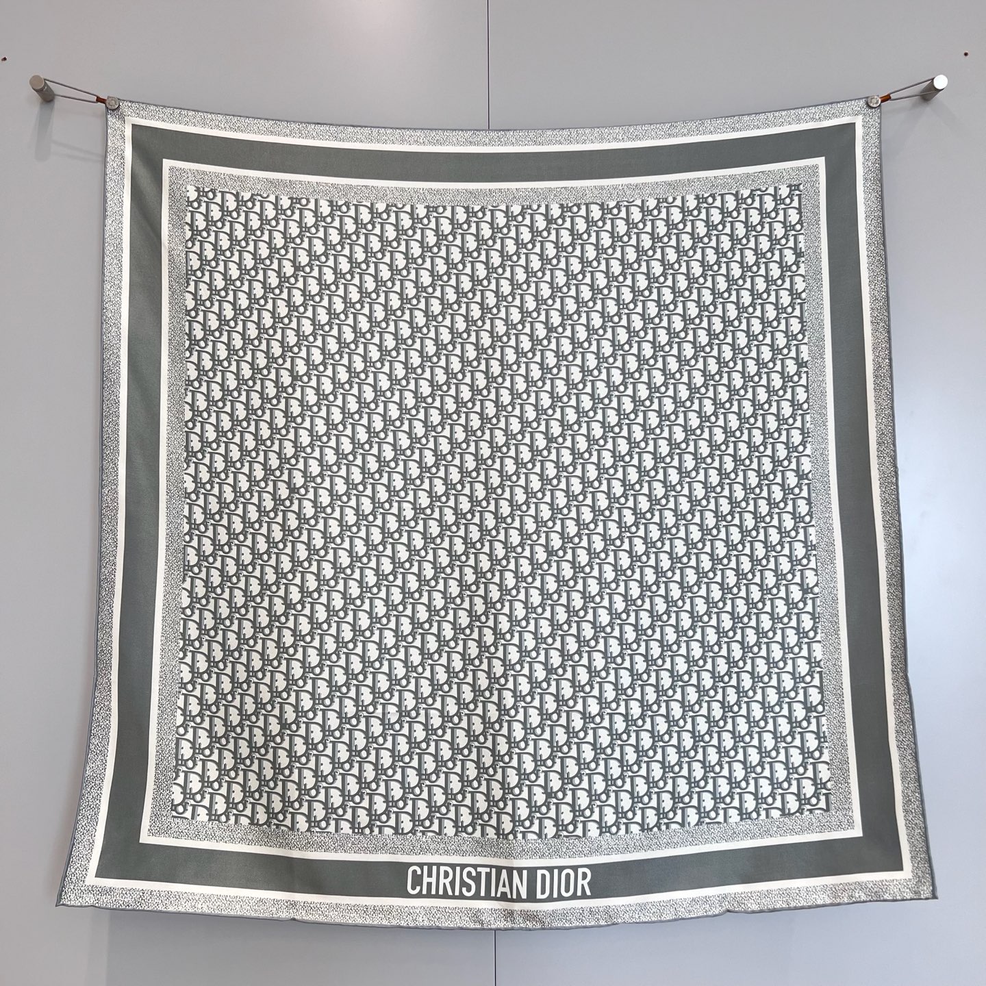 디올 Dior 스카프 90×90cm
