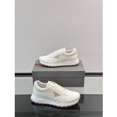 프라다 Prada 스니커즈