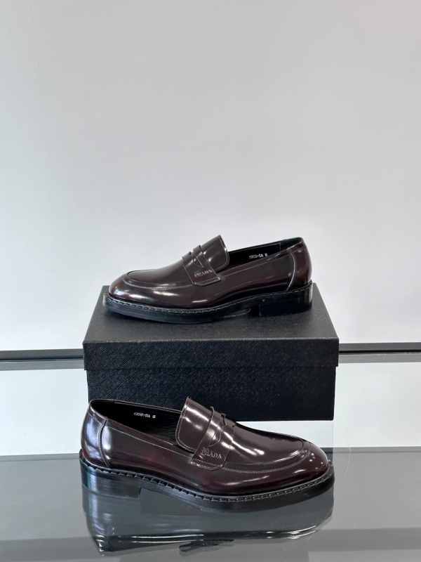 프라다 Prada 로퍼