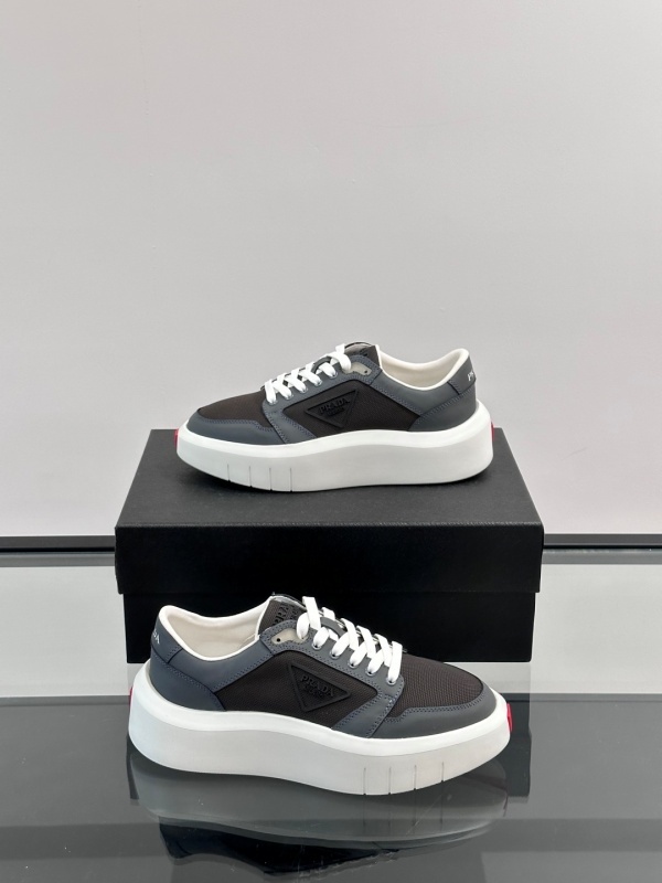프라다 Prada 스니커즈