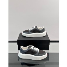 프라다 Prada 스니커즈