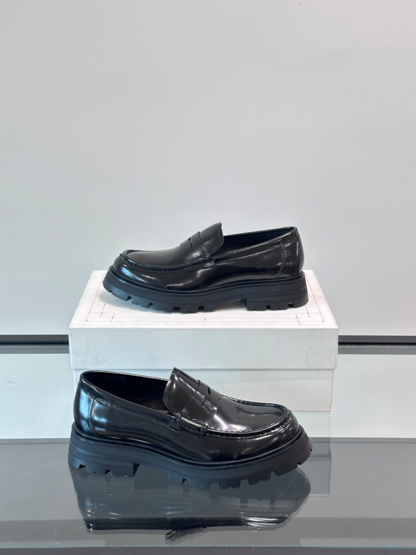 Alexander McQueen 구두