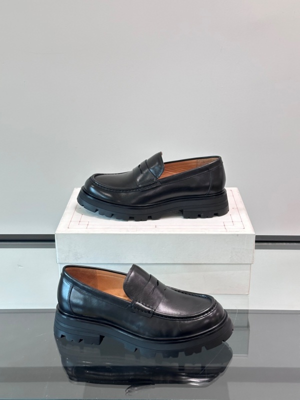 Alexander McQueen 구두