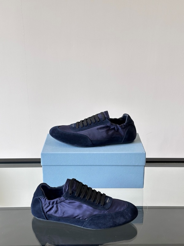 프라다 Prada 스니커즈