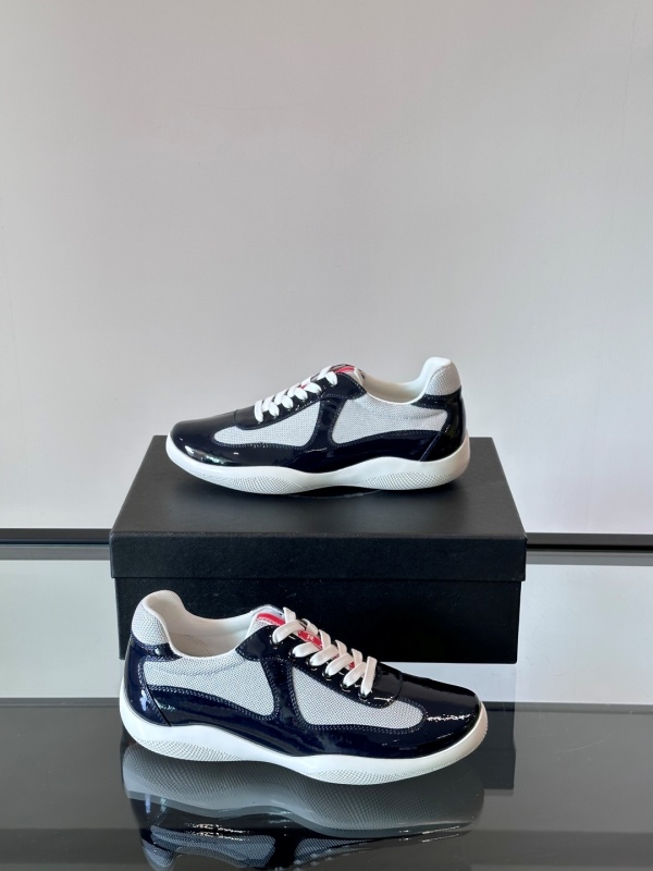 프라다 Prada 스니커즈