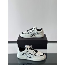 발렌티노 Valentino 스니커즈