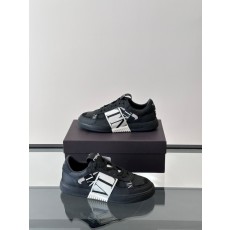 발렌티노 Valentino 스니커즈