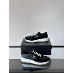 프라다 Prada 스니커즈