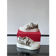 발렌티노 Valentino 스니커즈