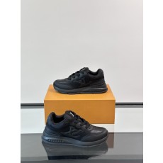 루이비통 Louis Vuitton 스니커즈