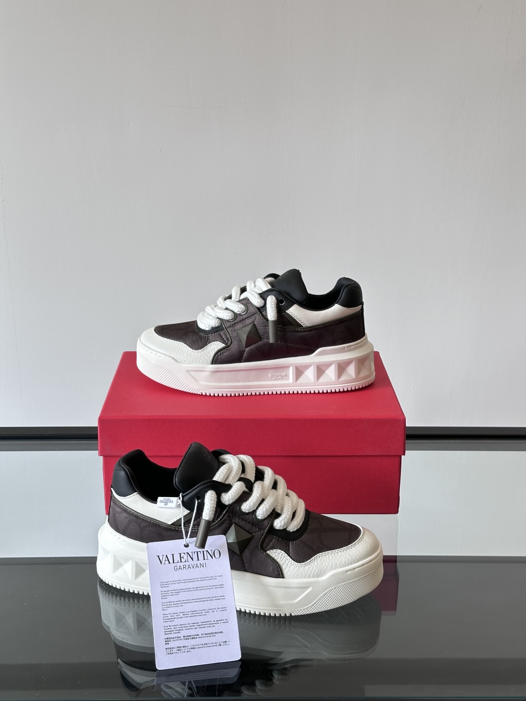 발렌티노 Valentino 스니커즈